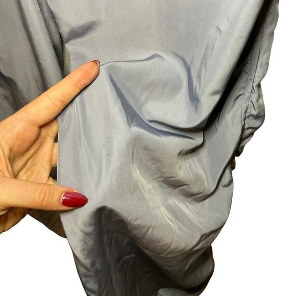 Forever 21 Gray Straight Leg Cargo Pants - Picture 3 of 6